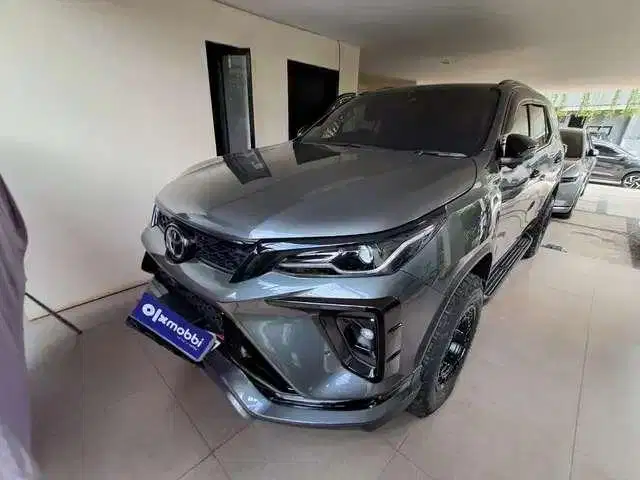 LOW DP Toyota Fortuner 2.8 VRZ TSS 4×2 Solar-AT 2024 ZJD