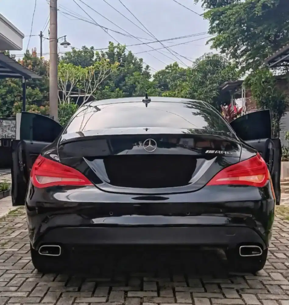 MURAH CASH. Mercedes Benz CLA200 Sport 2016 cla 200 urban amg 2015