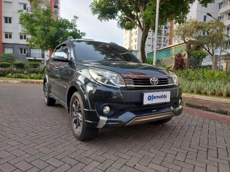 LOW DP Toyota Rush 1.5 TRD Sportivo Ultimo Bensin-AT 2016 TGY