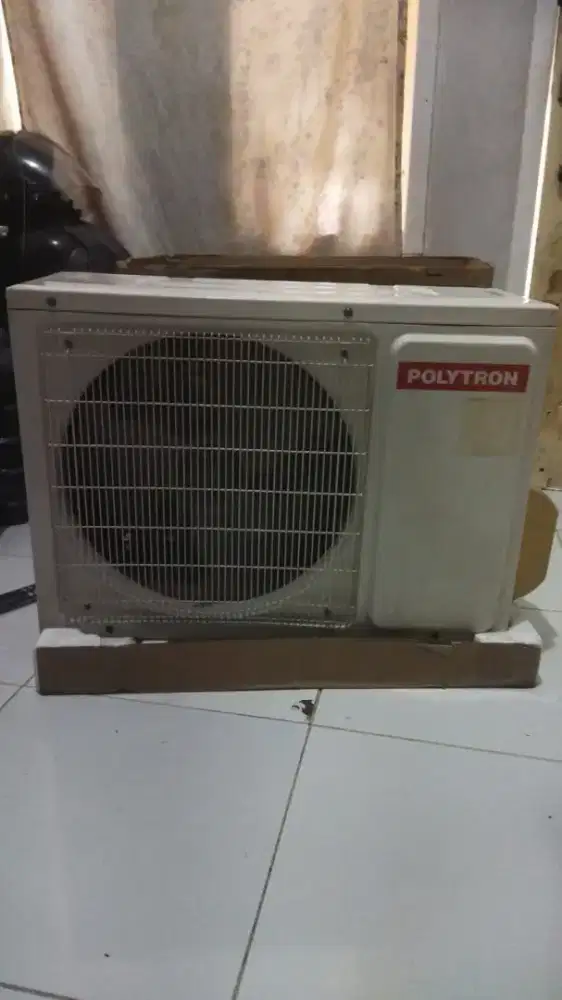 Outdoor AC Polytron 1pk
