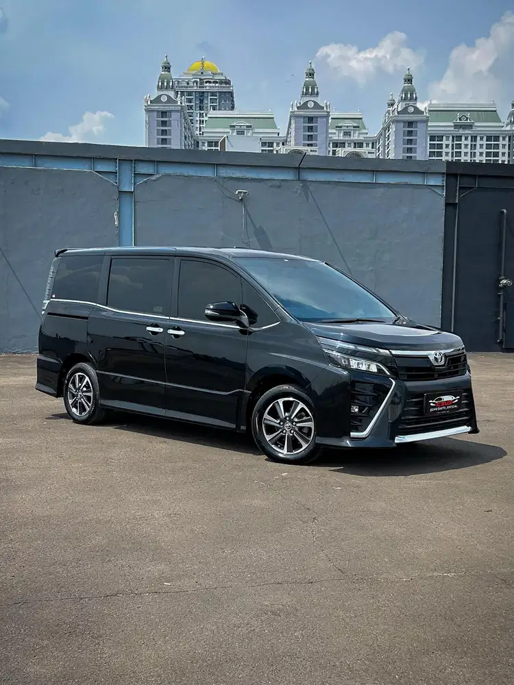 Service record, TOYOTA VOXY 2.0 2018 / 2019