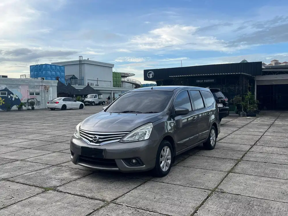 [ DP 15 ] Nissan Livina XV Facelift 2014