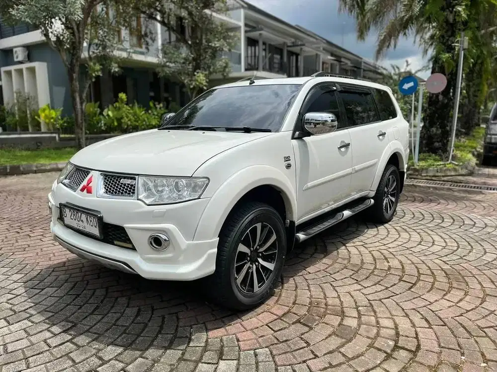 PAJERO DAKAR LIMITED MATIC 2013 MURAH