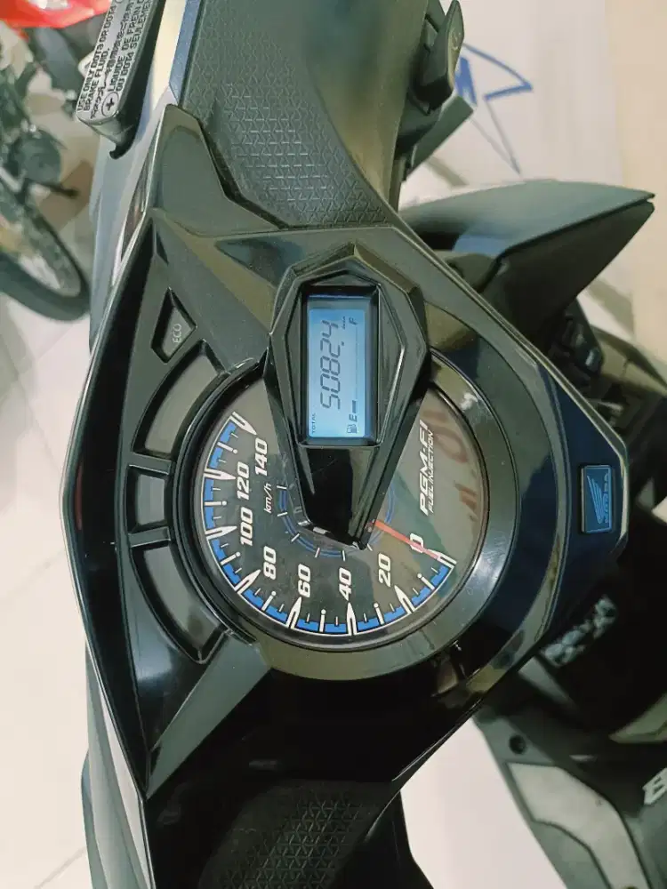 2022 Honda BEAT DELUXE ESP CBS ISS EXCLSV FI ECO KM 5000