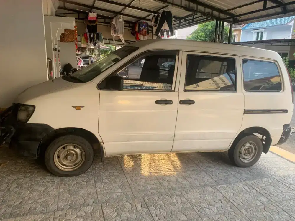 toyota lite ace 1997 solar matic 5 pintu