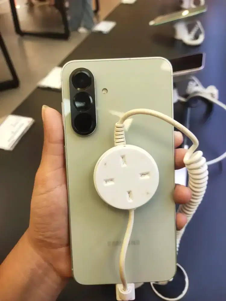 SAMSUNG A56 TRIPLE ZERO