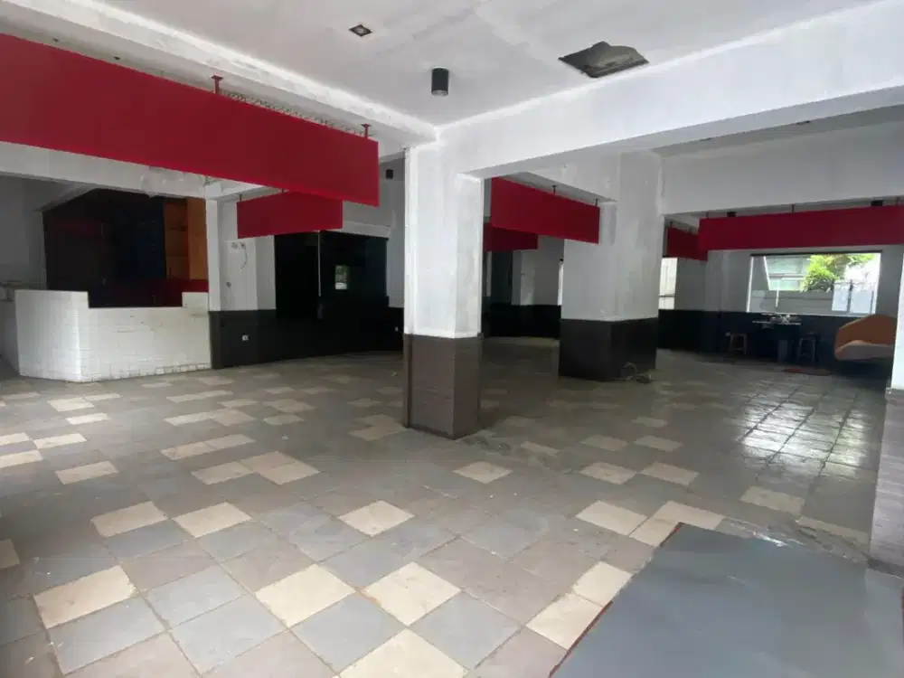 Ruang Usaha disewa Traffic Ramai di Riau Bandung