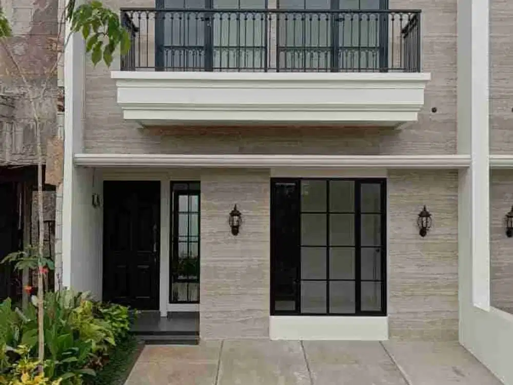 Townhouse American Classic Bebas banjir jatiwaringin bekasi