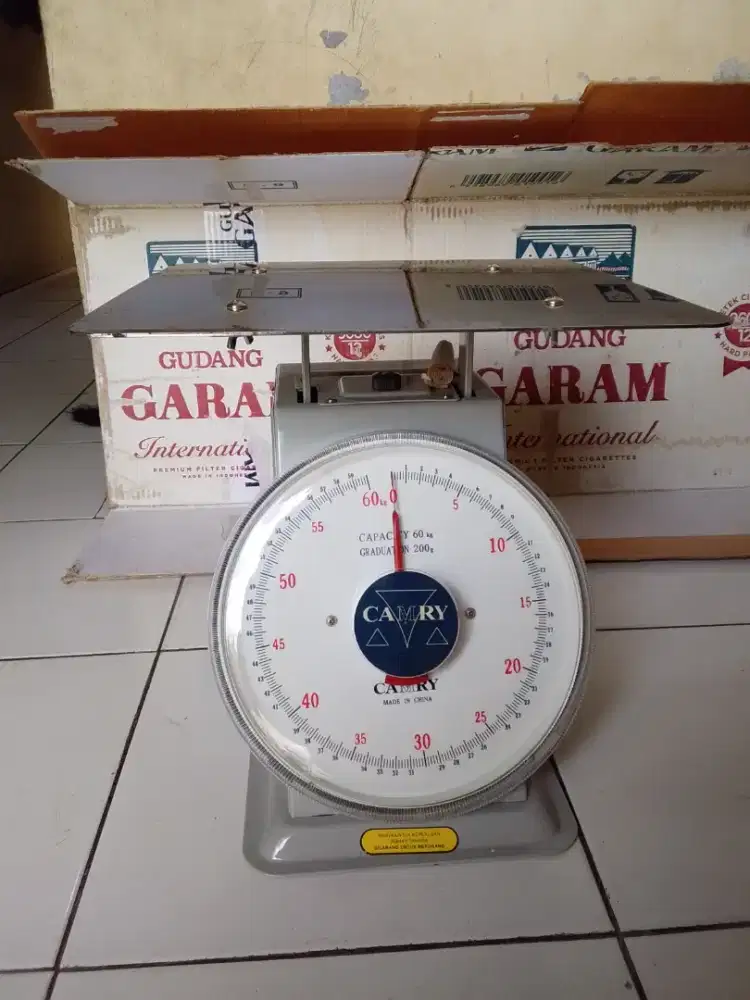 Timbangan Camry second