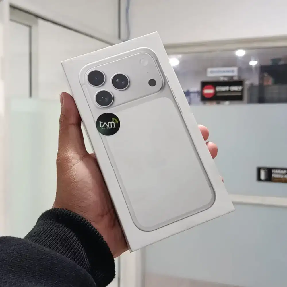 READY STOK IPHONE 17 SILVER 256GB PALING DICARI