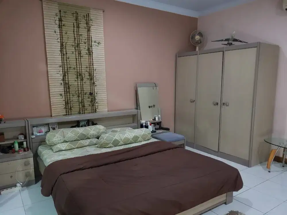 Rumah Rapi Dengan Furniture Lengkap Berlokasi Strategis Ditengah Kota, Gunung Batu, Sukaraja, Bandung