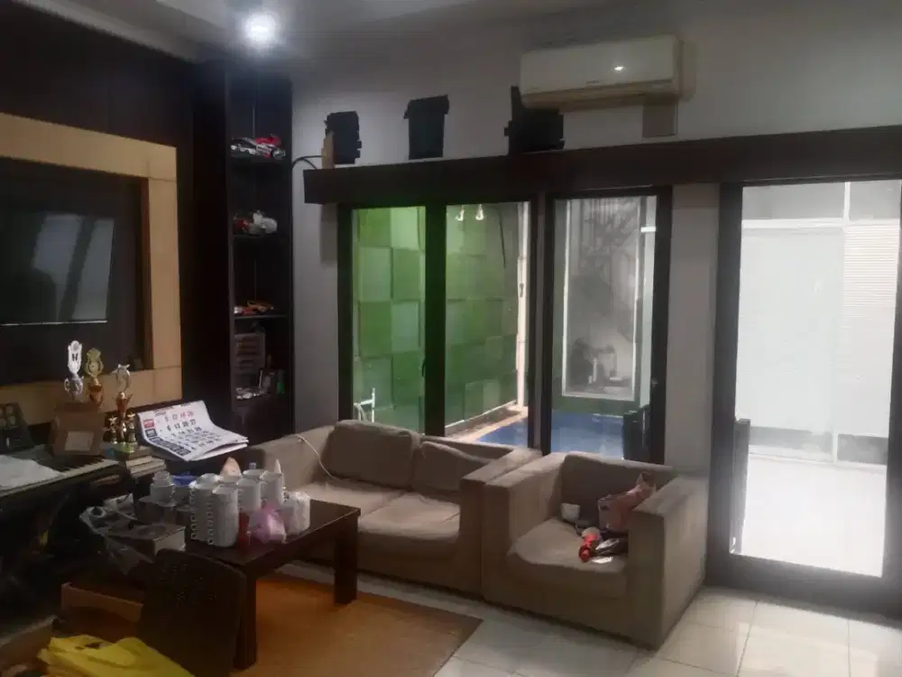 Rumah+Swimming pool Villa5 Jatiasih Bekasi