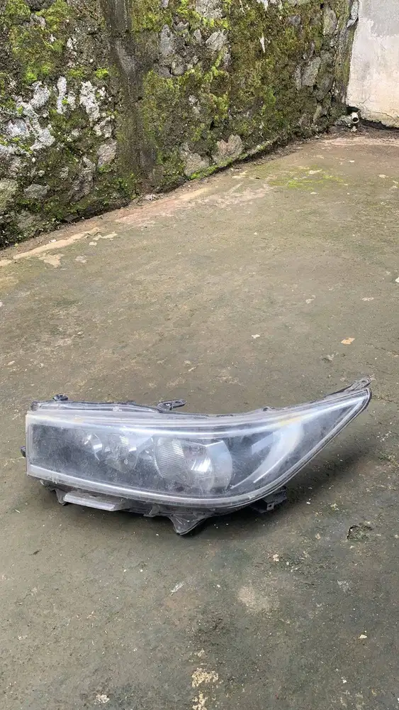 HEADLAMP INNOVA REBORN ORIGINAL TOYOTA GENUINE PARTS (KIRI)