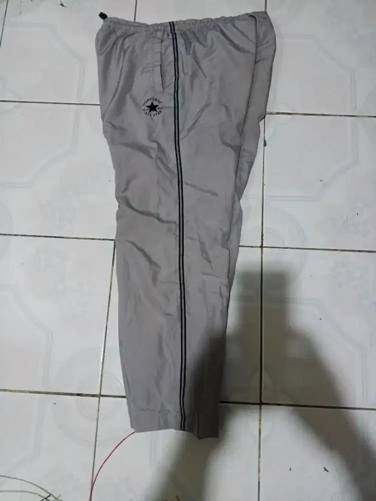 celana training parasut converse L-XL