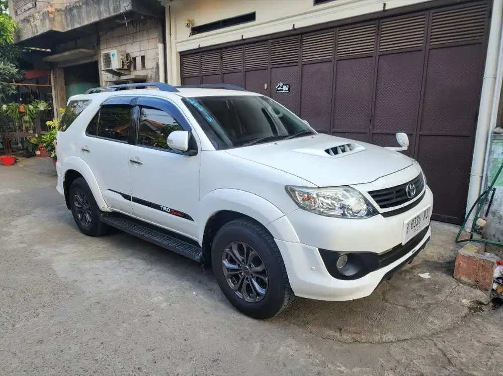Toyota Fortuner TRD Sportivo VNT Turbo Diesel Matic Tahun 2014 , 2013