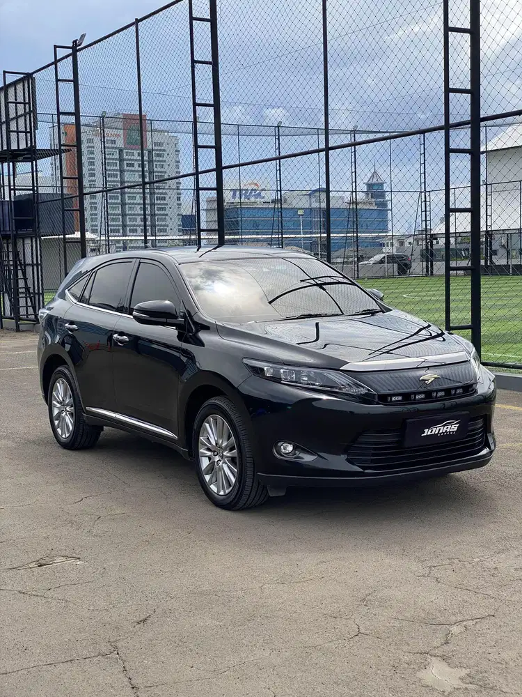 TOYOTA HARRIER 2015 ADVANCE BLACK ON BLACK