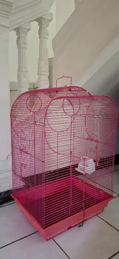 Kandang burung besar