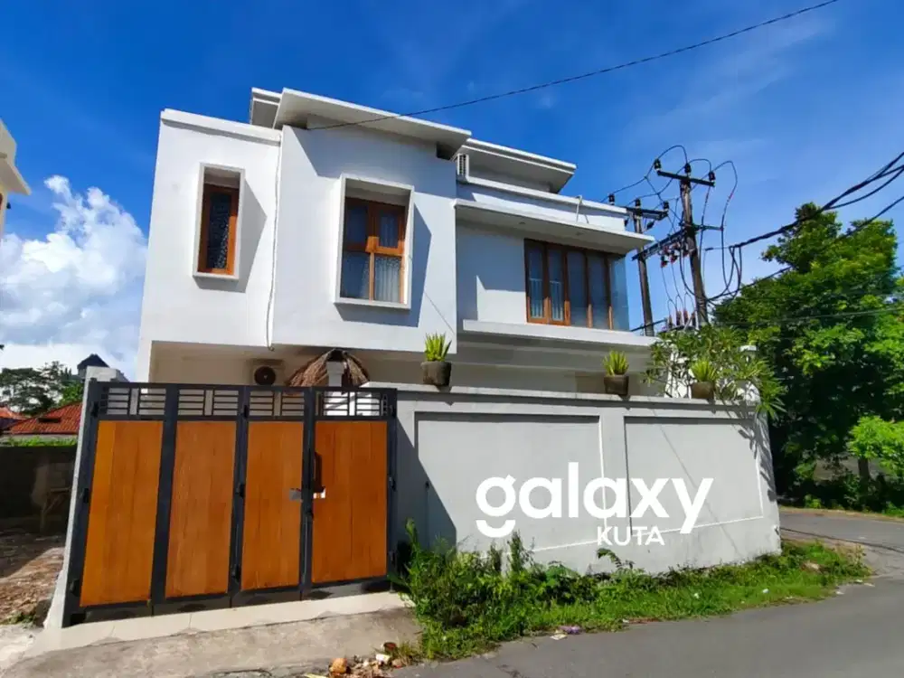 DISEWAKAN VILLA MINIMALIS 2 LANTAI DI BALI CLIFF UNGASAN BADUNG, BALI