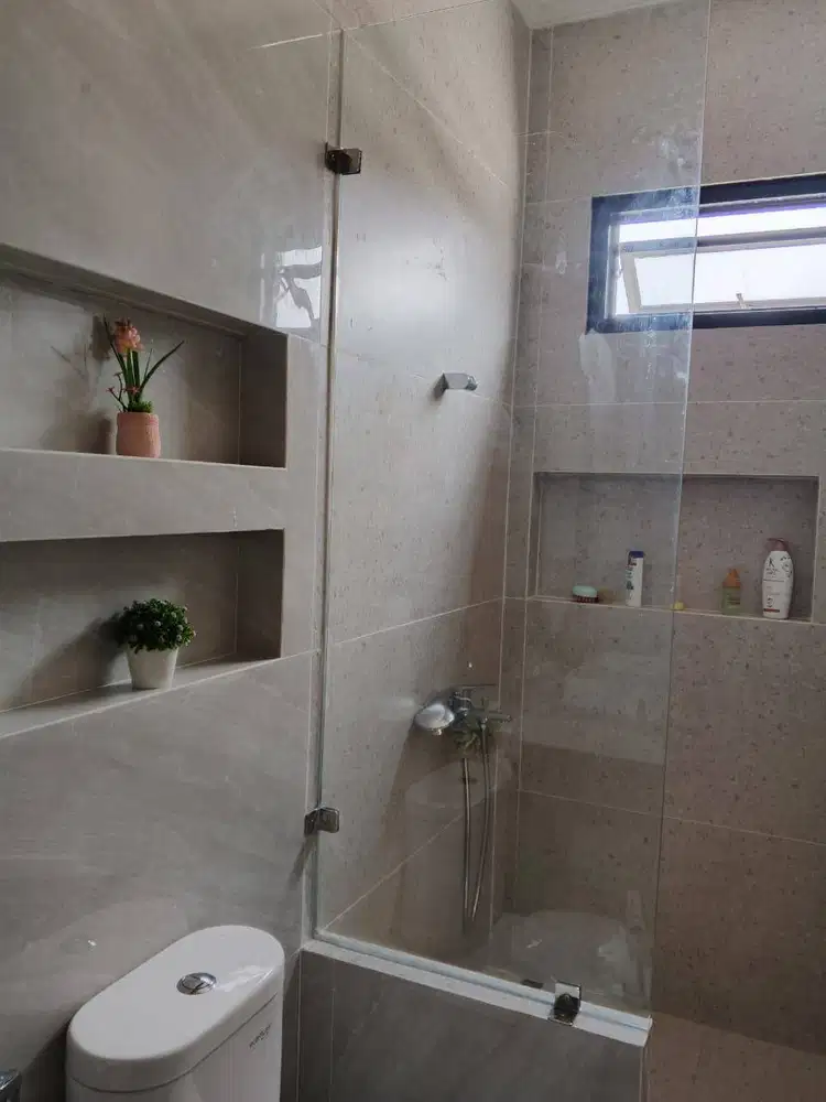 Partisi Kaca Kamar Mandi  Kaca Tempered 10mm – Toko Anugrah Jaya