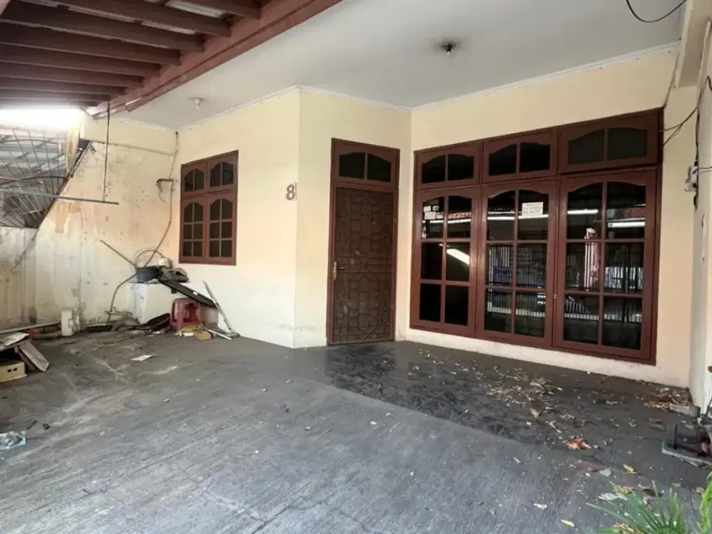 V051 - MURAH! Dijual Rumah Duri Kepa Hitung Tanah, Hanya 5 Menit ke Tanjung Duren