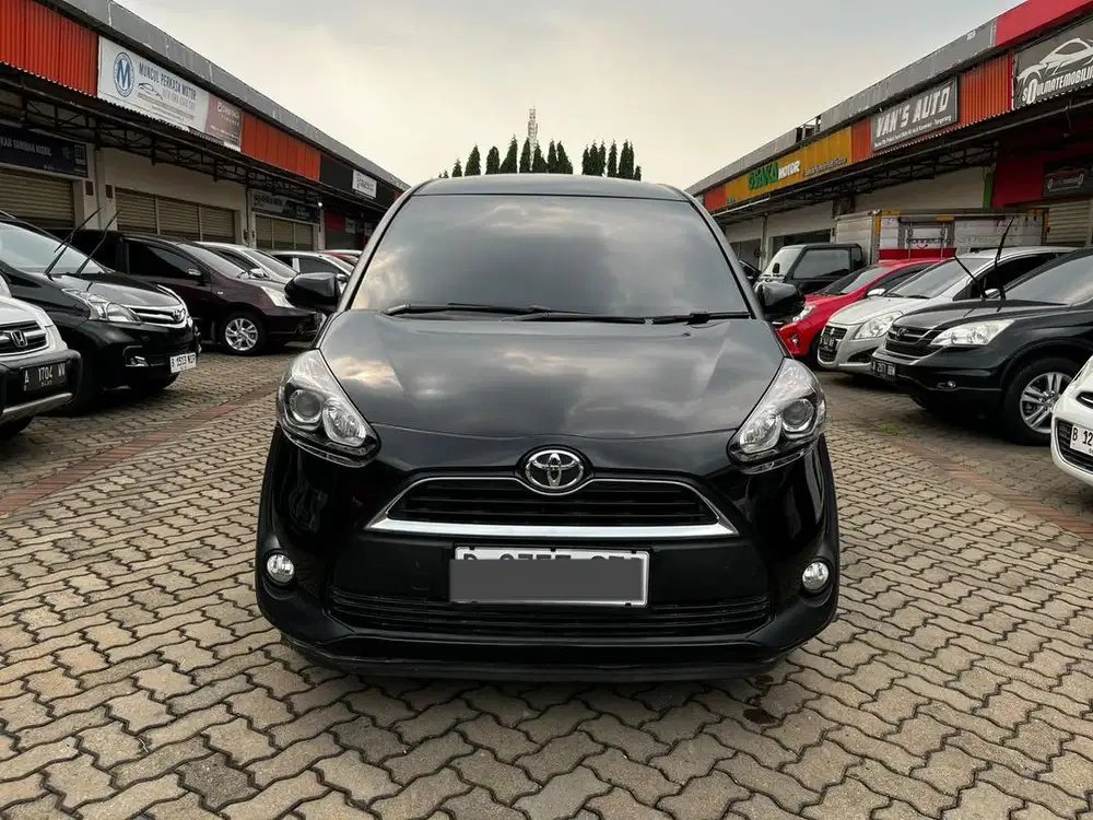 TOYOTA SIENTA G AT 2017 LOW KM 80RB AN