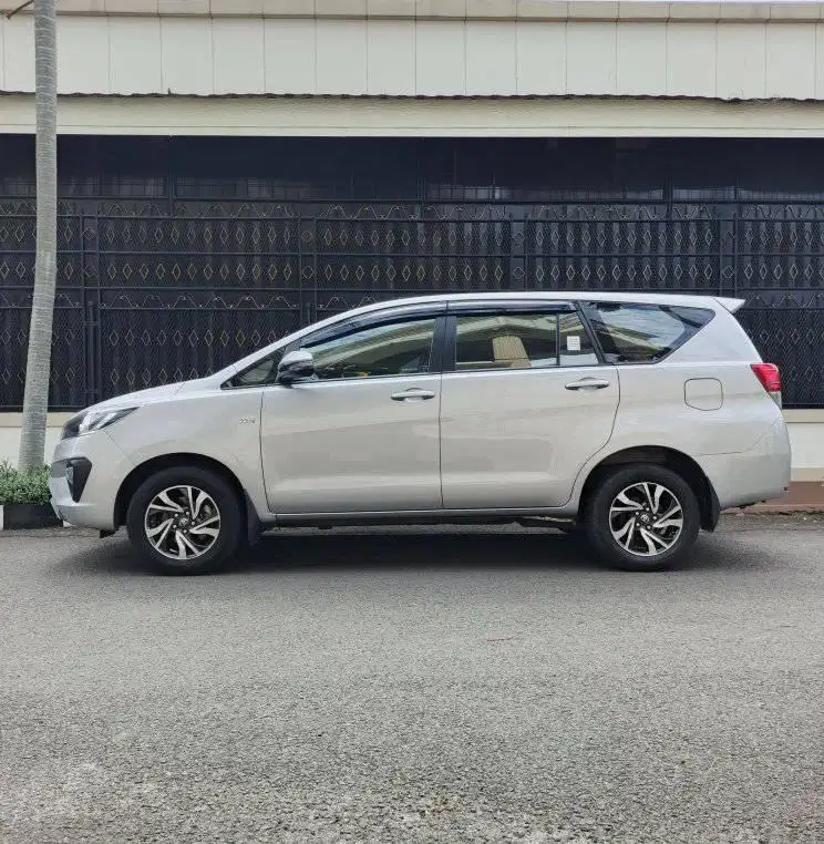 Toyota Innova Reborn G AT 2021 (CASH)