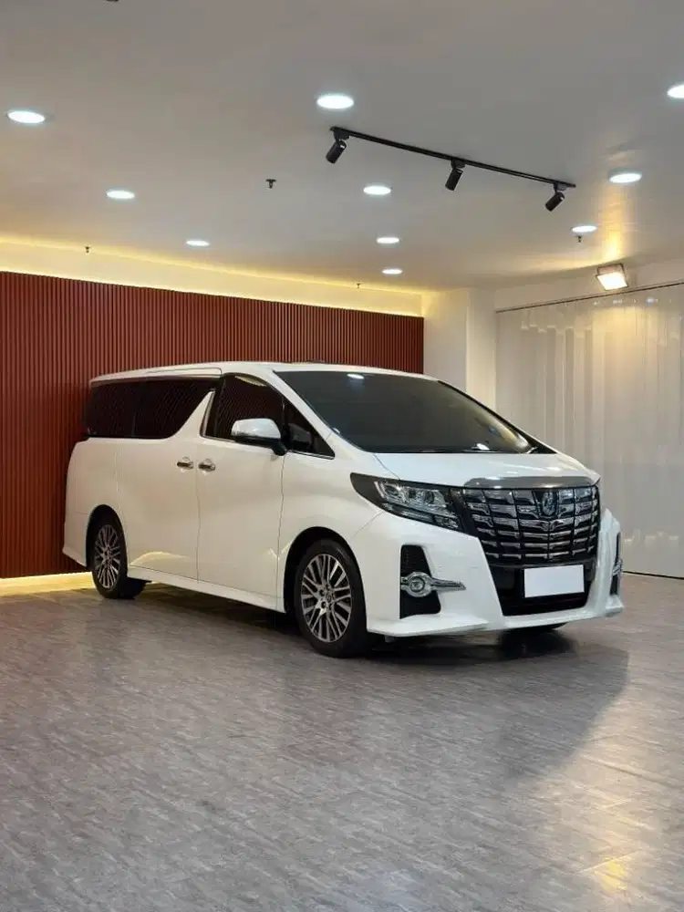 Toyota Alphard SC Premium Sound 2.5 AT Tahun 2015