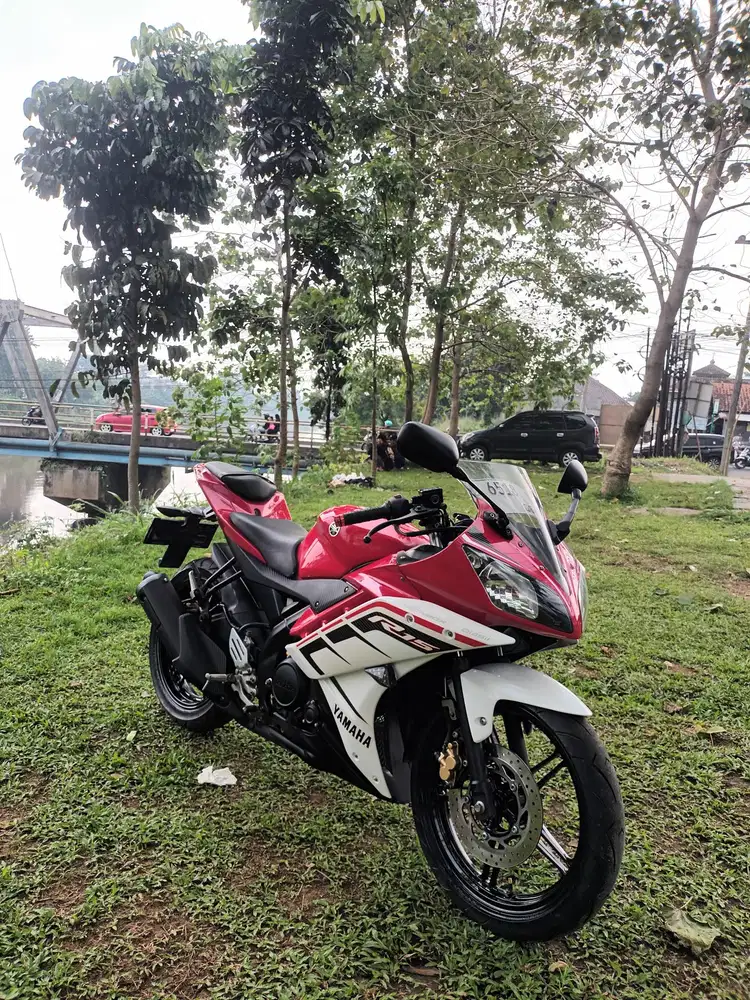 YAMAHA R15 V2 TAHUN 2015