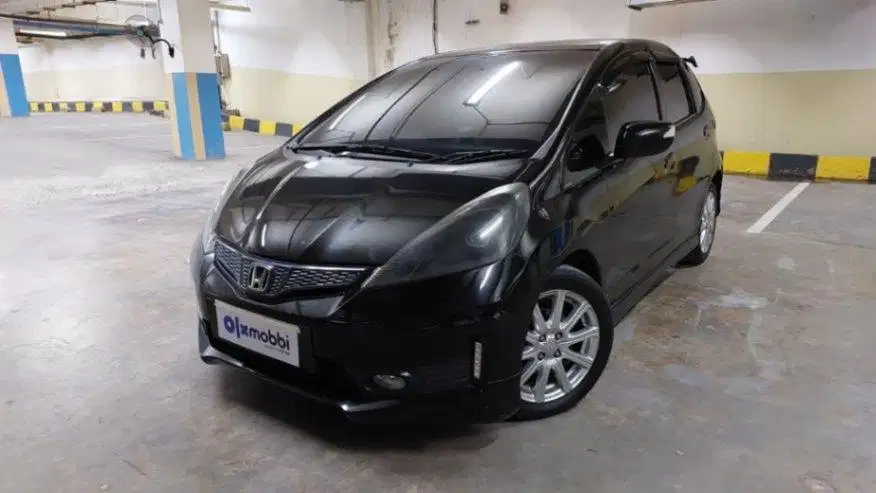 DP Rendah  7JT Honda Jazz 1.5 E Bensin-MT 2012 Hitam