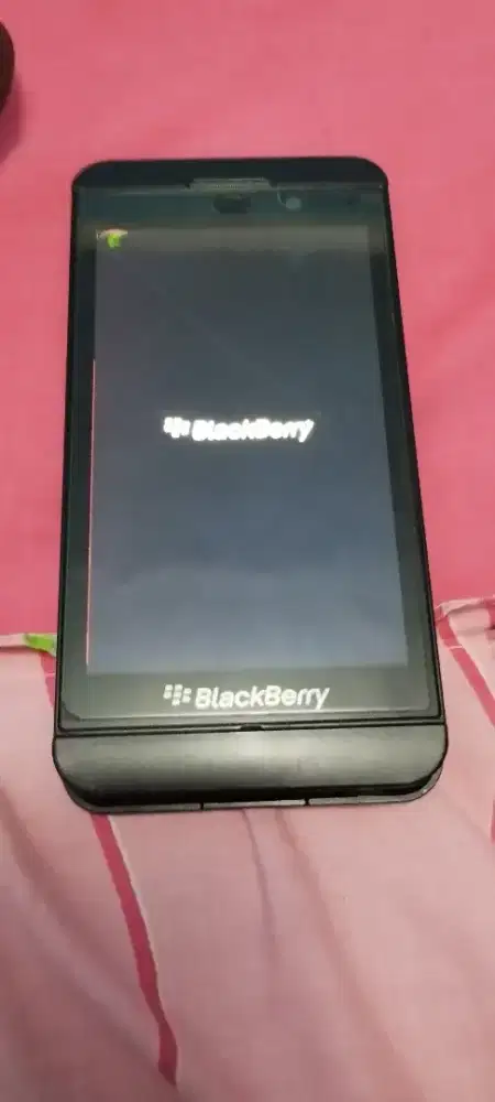 Blackberry z10 hitam