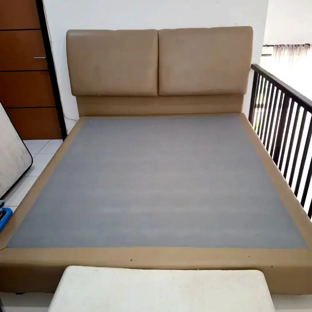 Dipan untuk Springbed 180x200 dan Dipan 120x200 Kondisi Mulus
