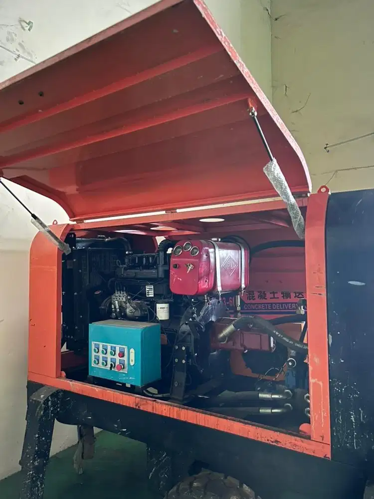 pompa beton / concrete pump mini