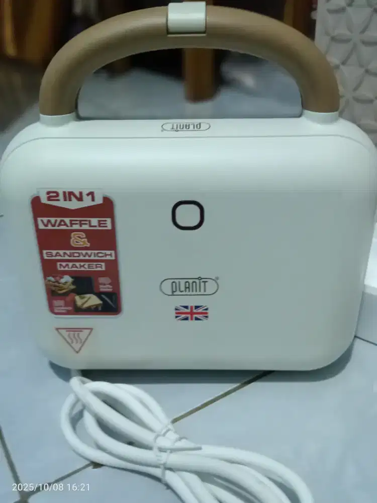 Pemanggang roti dan sandwich