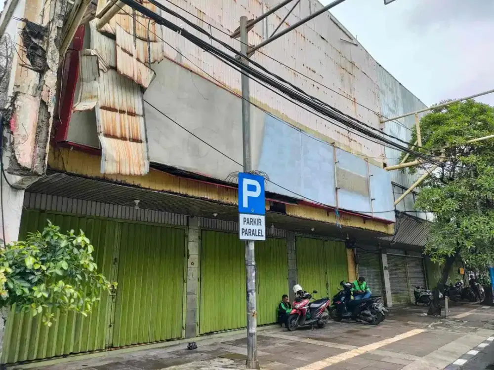 Dijual cepat tanah di Jalan Raya Hayam Wuruk sebelahan dengan hotel