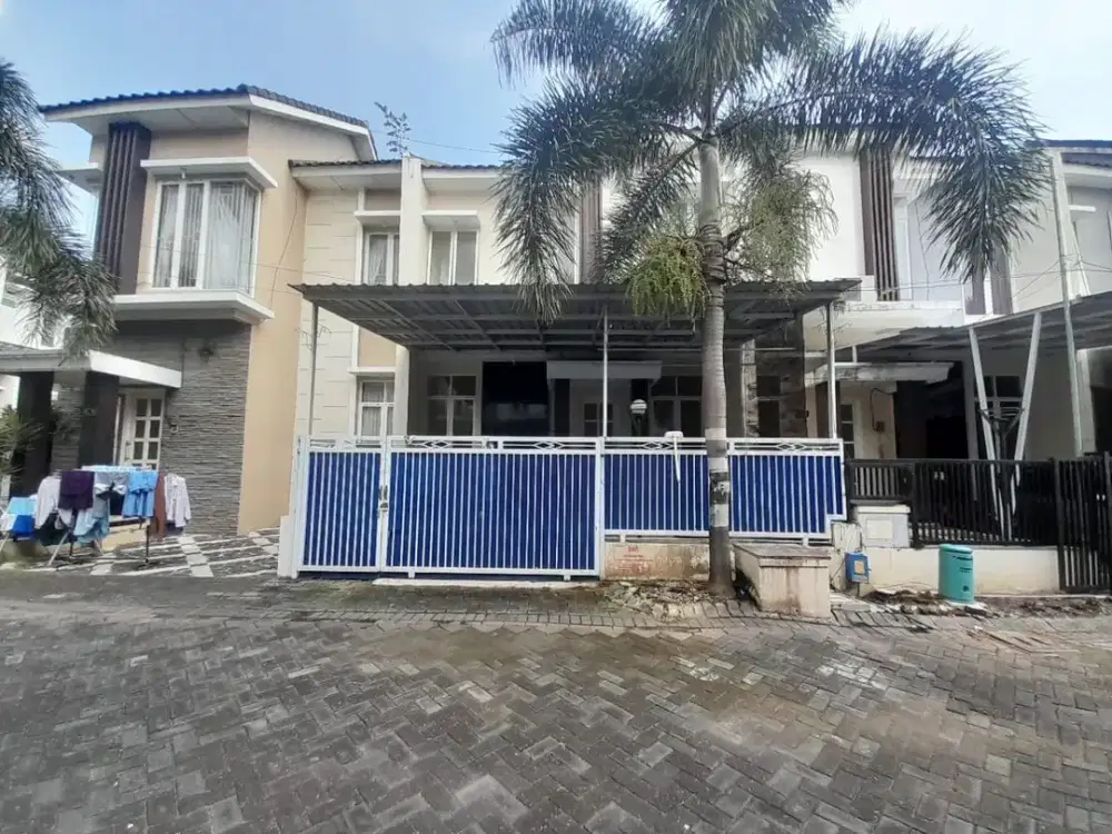 Dijual Dibawah Pasar, Rumah Mewah di Tasikmadu Suhat Malang