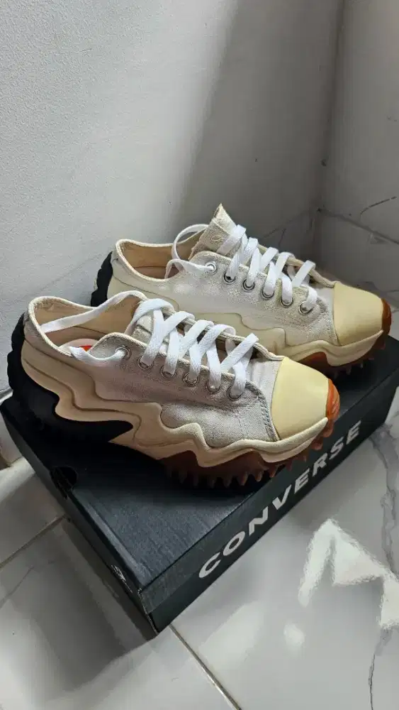 Converse Run Star Motion White