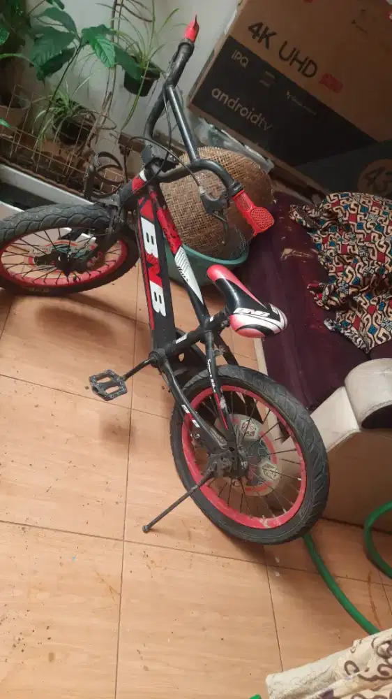 Sepeda Anak BNB 18 Inch Jarang Dipakai Di Gudang