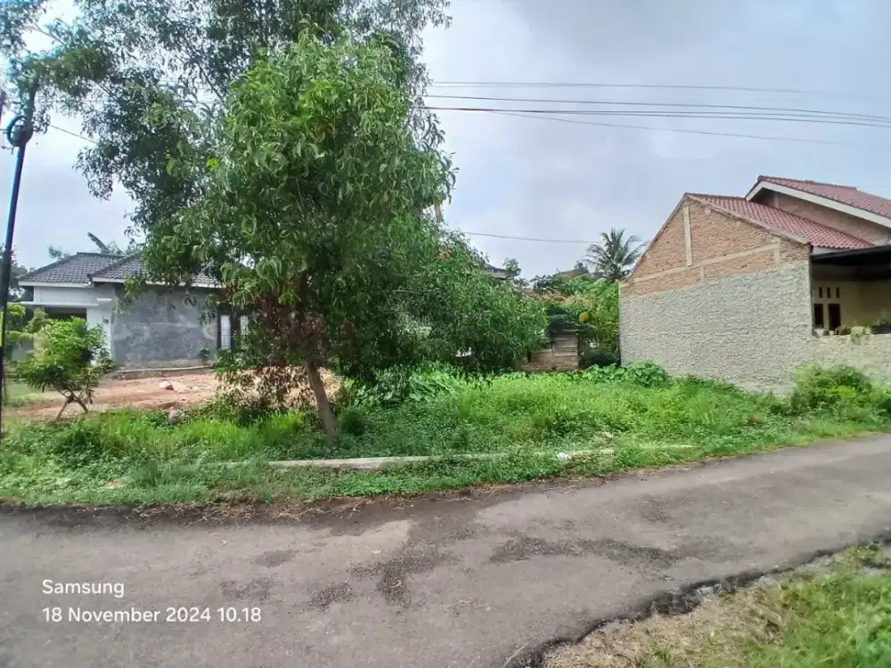 Jual cepat tanah pribadi di komplek prumahan
