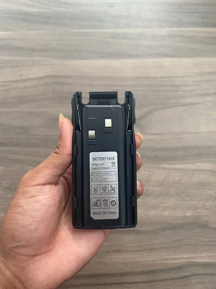 Baterai UV-82 Kapasitas 2800mAh