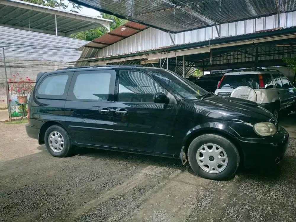 kia carnival diesel matic low km