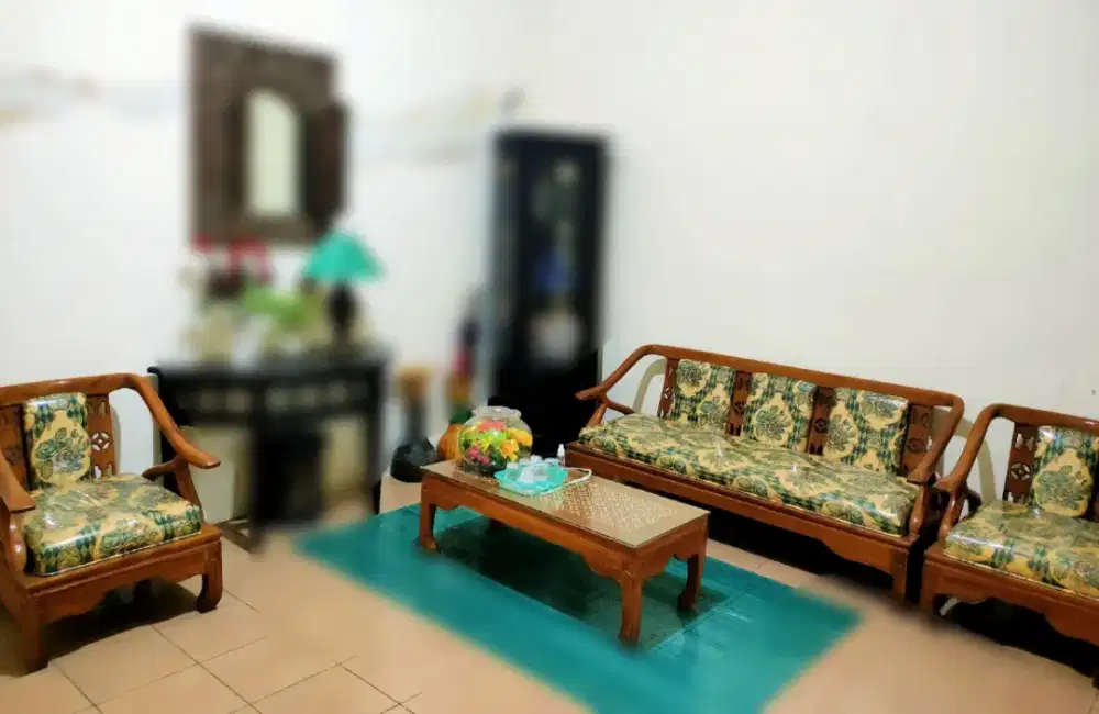 Jual 1set sofa kayu kondisi bagus spt baru