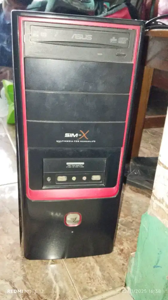 Komputer desktop core i3 ,ram 4 Gb