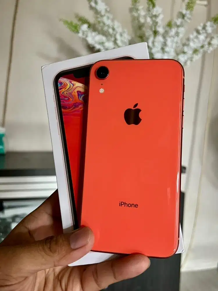 Iphone xr 64gb xl/Axis only