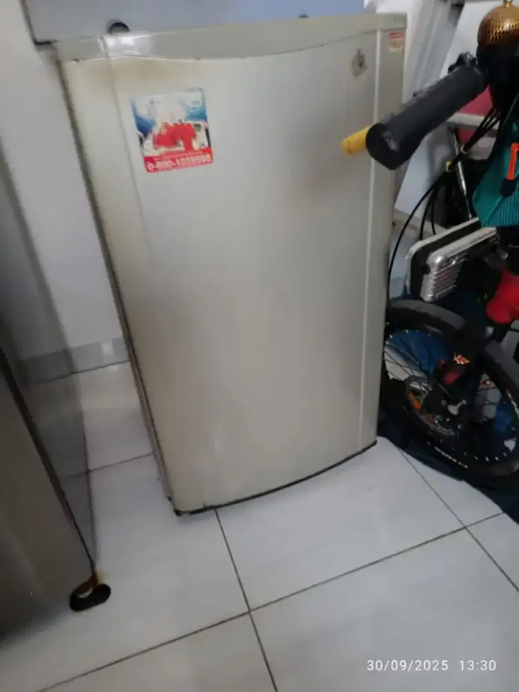 Dijual Kulkas 1 Pintu