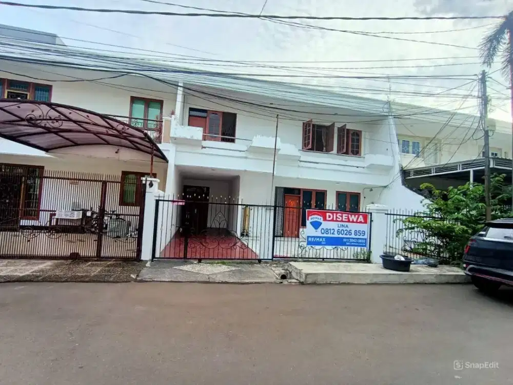 Disewa Rumah Muara Karang blok 8 kondisi rapi Uk 200m² at Jakarta Utara
