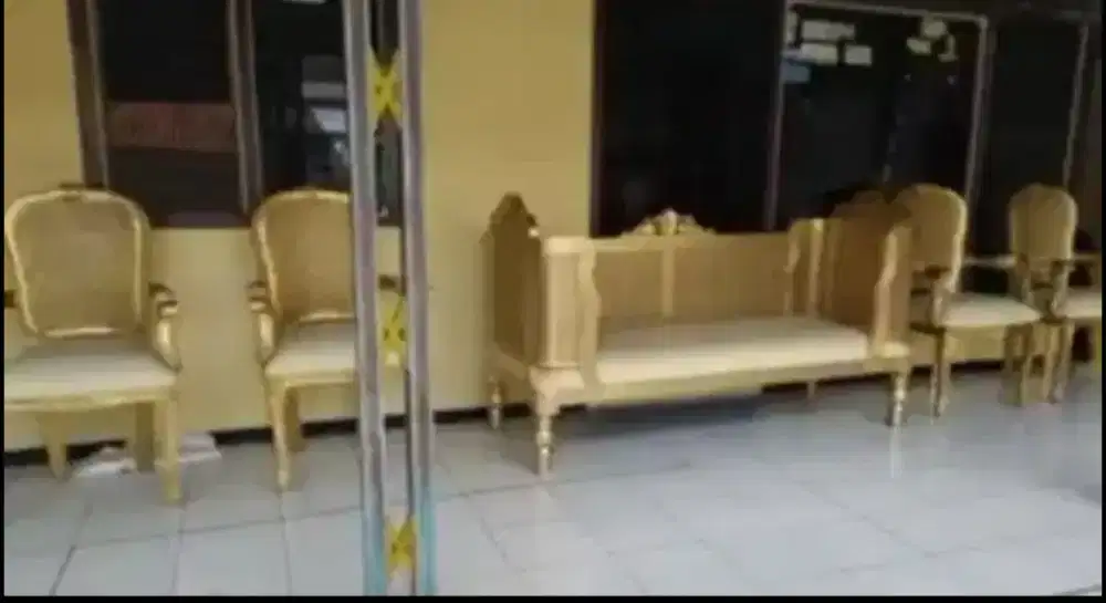 1 set kursi rotan pengantin dan orang tua