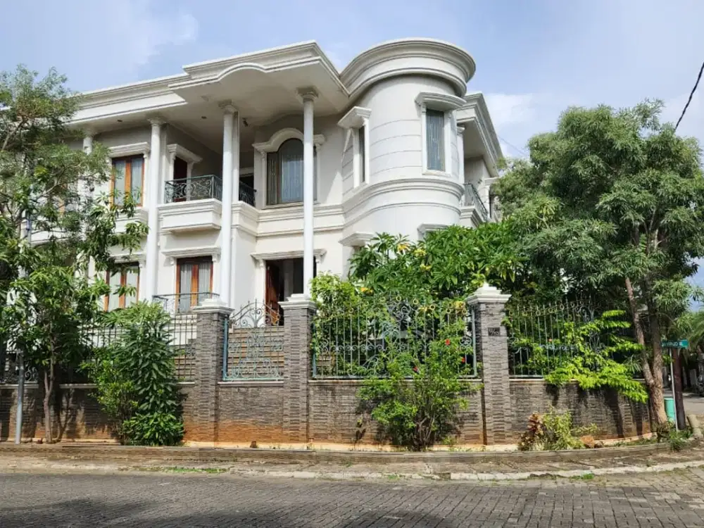 Dijual RUMAH HOOK  MEWAH DI VILLA PERMATA GADING