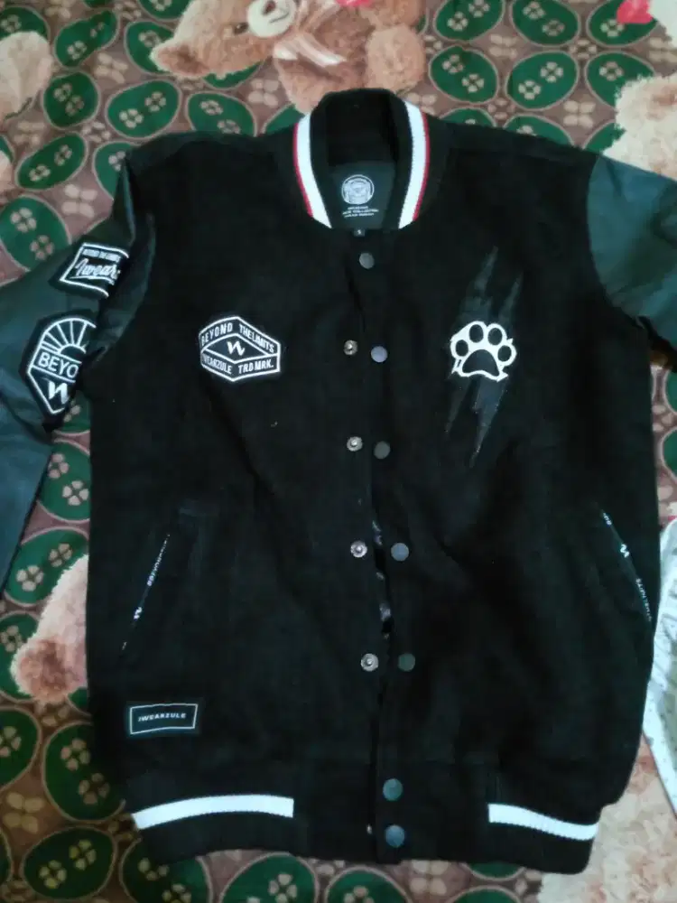 Jaket D.O.GO Iwearzule Lack Original Limited Edition (Andrea Bimo)