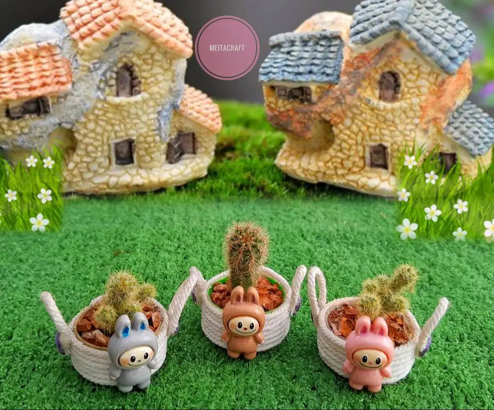 Kaktus Mini dengan Pot Magnet Labubu