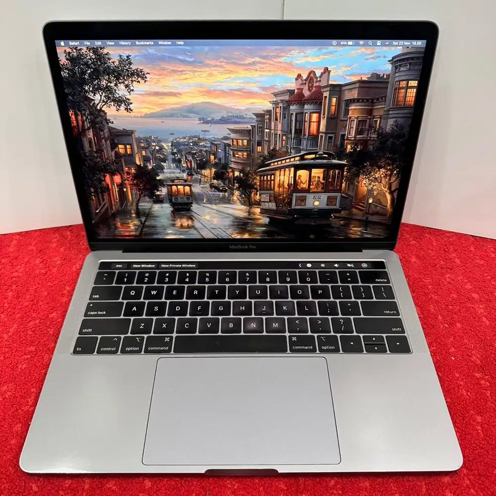Macbook Pro 13 inch, 2019 MV962 Four Thunderblot 3 ports